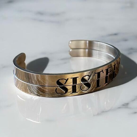 Sisters Stainless Steel Stamped Cuff Bracelet Set NEW - Picture 2 of 9
